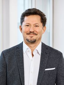 Nicol Schmidt Nicol Schmidt